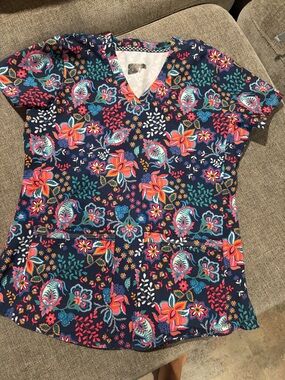 Navy Floral V-Neck Scrub Top